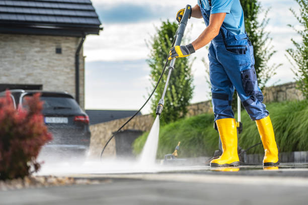 Why Choose Our Certified Pressure Washing Experts for Your Project Needs in Coal Creek, CO?